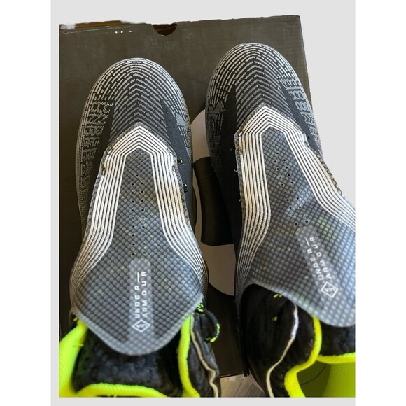 UA Under Armour Men's Hammer MC Football Cleats Black 3025085-001 Size 11.5M NIB - Picture 6 of 9